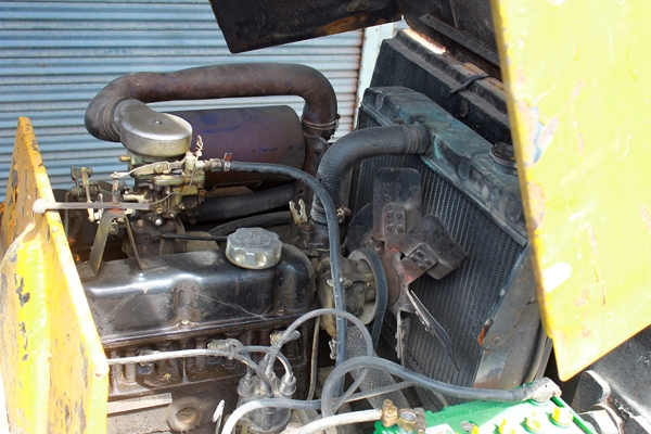 ขาย โฟร์คลิฟท์ (ดัดแปลงใส่ปุ้งกี๋) ขาย โฟร์คลิฟท์ (ดัดแปลงใส่ปุ้งกี๋)