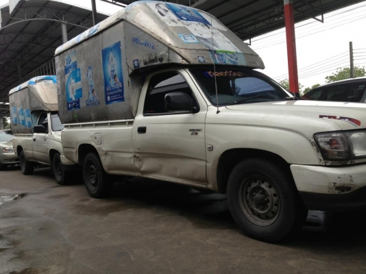 ขายรถบริษัทยกเข่ง 3 คัน Tiger D4D ปี 2004