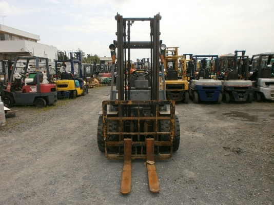 ขายรถ toyota รุ่น 6 ขนาด 2.5 ton งา ฮิ้งฟอร์ค