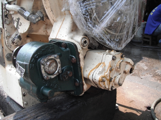 เครื่องใส่รถยิงปูน DEUTZ F8L413 F10L413