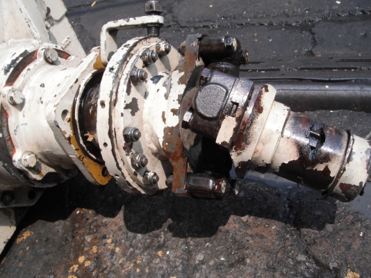 เครื่องใส่รถยิงปูน DEUTZ F8L413 F10L413