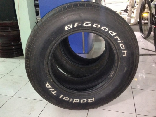 ขาย ยางอเมริกัน BF Goodrich 255/60/15 สภาพดี ดอกเต็ม ยางนิ่มๆ 1คู่