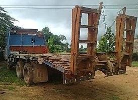 ISUZU TX 165 HP 6BD1 รถหัวยาวหางปลาสิบล้อ 2 เพลา ท้ายลาดมีหางไฮดรอลิกส์ขึ้นรถเกี่ยวข้าวครบพร้อมใช้งาน เครื่องแห้งแรงดีไม่เยิ้ม ภายในคอนโซลครบพร้อม พวงมาลัยเพาเวอร์ ช่วงล่างคัชซีไม่ผุ ยางสภาพดี 10 เส่้นประมาณ 70\% พร้อมใช้งาน เอกสารเล่มทะเบียนครบพร้อม ราคาต ISUZU TX 165 HP 6BD1 รถหัวยาวหางปลาสิบล้อ 2 เพลา ท้ายลาดมีหางไฮดรอลิกส์ขึ้นรถเกี่ยวข้าวครบพร้อมใช้งาน เครื่องแห้งแรงดีไม่เยิ้ม ภายในคอนโซลครบพร้อม พวงมาลัยเพาเวอร์ ช่วงล่างคัชซีไม่ผุ ยางสภาพดี 10 เส่้นประมาณ 70\% พร้อมใช้งาน เอกสารเล่มทะเบียนครบพร้อม ราคาต