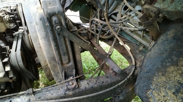 รถสเปรย์ยาง..6ล้อNISSAN UD CMF87Eเครื่อง180แรง FE6 รถสวย เดิมๆสีเดิม รถห้างแท้..