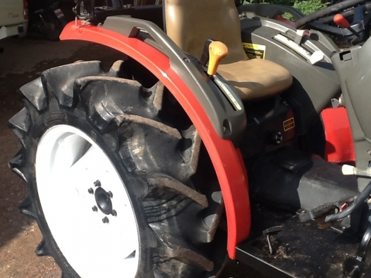 ยันร์ม่า EF352 T EX สภาพดีมากๆ ทำงาน 883 ชั่วโมง พร้อมใช้งานครับ