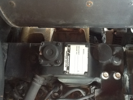 ยันร์ม่า EF352 T EX สภาพดีมากๆ ทำงาน 883 ชั่วโมง พร้อมใช้งานครับ