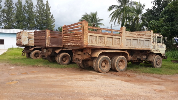 ขายดาวน์รถดีราคาย่อมเยาว์ไอ้หลง6เกียร์สองเพลาดั้ม 180แรงโทร 0843923995