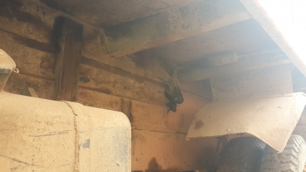 ขายดาวน์รถดีราคาย่อมเยาว์ไอ้หลง6เกียร์สองเพลาดั้ม 180แรงโทร 0843923995