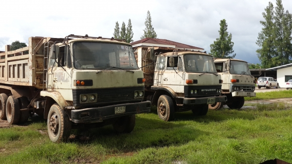 ขายดาวน์รถดีราคาย่อมเยาว์ไอ้หลง6เกียร์สองเพลาดั้ม 180แรงโทร 0843923995