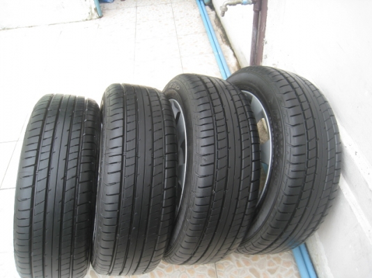 ขายล้อแม็ก Mazda 2 ป้ายแดง 15"x6" et45 4รู100 +ยางปี1313 ยังมองเห็นตุ่ม 2 เส้นครับ  สนใจติดต่อเล็กคลองสามครับ (081-3747940)