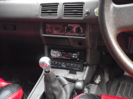 ต้องการขายรถแวนไทยรุ่ง 2800เทอร์โบ ต้องการขายรถแวนไทยรุ่ง 2800เทอร์โบ