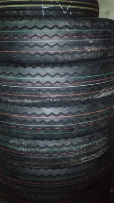 ขายยาง 1000-20 Deestone ,Bridgestone,Apollo ราคาถูก