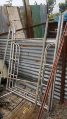 ขายนั่งร้าน1ชุด1500ครับ 089-1436996