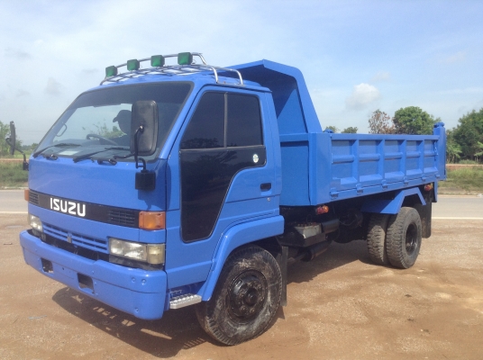 หกล้อดัมพ์ ISUZU ปี37 เครื่อง 160 HP ช่วงล่างใหญ่ เกียรใหญ่ หน้า-หลัง F (รถพร้อมใช้). 590,000