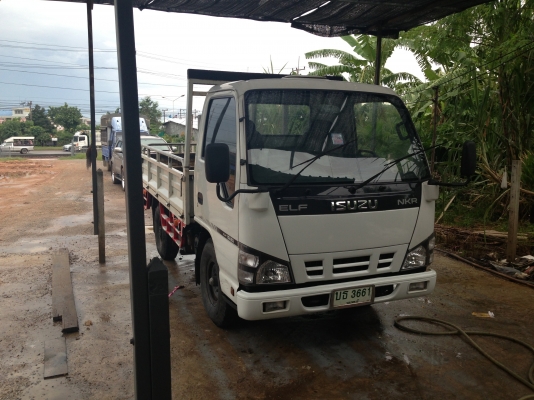 4ล้ออีซูซNKR /100HP ทะเบียนไม่ติดเวลา :รถห้าง:
