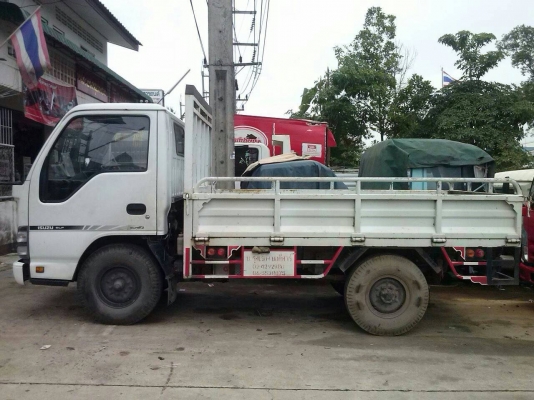 4ล้ออีซูซNKR /100HP ทะเบียนไม่ติดเวลา :รถห้าง: