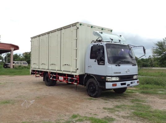 Hino FC4J. 6 ล้อตู้ 10 บาน (ตู้ใหม่ยังไม่ได้ใช้งาน) เครื่อง144 HP ยาว6เมตร ปี 40ไม่มีเสากลาง สภาพสวย พร้อมใช้งาน 750,000