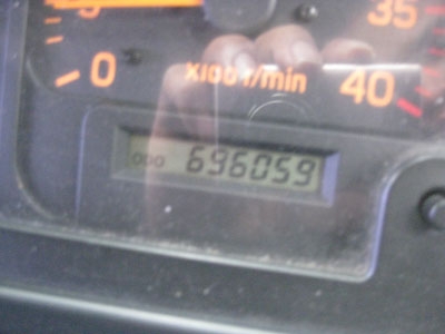 ขาย Deca Uro 2 ปี 48 หกล้อตู้สิบบานยาว 7.2 m สวยมาก โทร 088-4501277