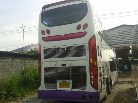 ขายรถ 8 ล้อ ช่วงล่างถุงลม ครบ ตกแต่งสวย หรือแลกรถบัสชั้นครึ่ง