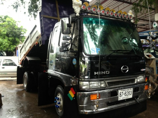 ต้องการขายด่วน รถดั้ม Hino เครื่อง 165เกียร์ Rockky 195 ดั้มใหม่6ตัน