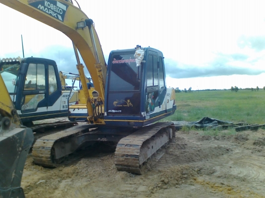 ต้องการขายรถแบคโฮ