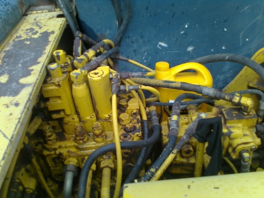 ต้องการขายรถแบคโฮ