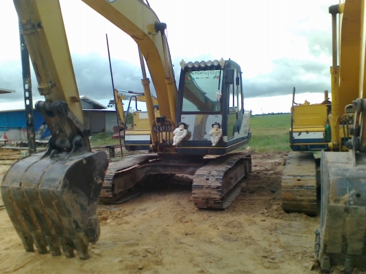 ต้องการขายรถแบคโฮ