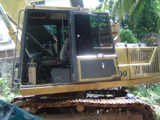 ฝากขาย Komatsu 200-3 สภาพสวยพร้อมใช้งาน มีแอร์ คอลโทรลยาว สนใจติดต่อ 087-2976734 นุ