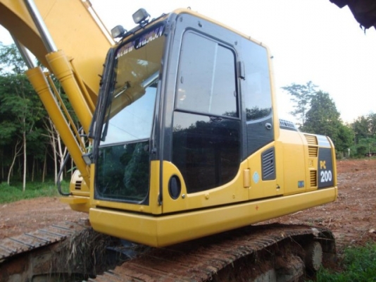 ฝากขายดาวน์รถขุดไฮดรอลิคKOMATSU PC 200-8 สภาพสวยพร้อมใช้งาน สนใจ 087-2976734 นุ