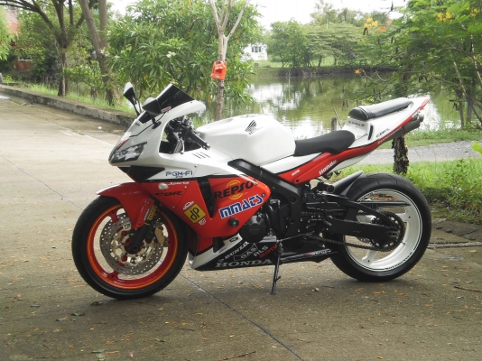 ขาย CBR 600 RR ' 04 ทะเบียนเเท้โอนขนส่ง (หัวฉีด) 238000บาท