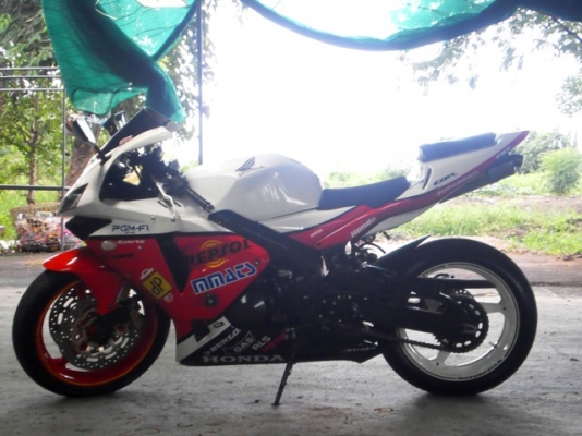 ขาย CBR 600 RR ' 04 ทะเบียนเเท้โอนขนส่ง (หัวฉีด) 238000บาท