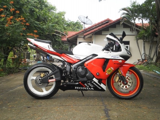 ขาย CBR 600 RR ' 04 ทะเบียนเเท้โอนขนส่ง (หัวฉีด) 238000บาท