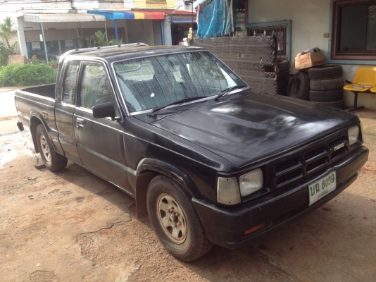 ขาย  MAZDA B2500 แค๊บ ถูกๆ83000ครับ