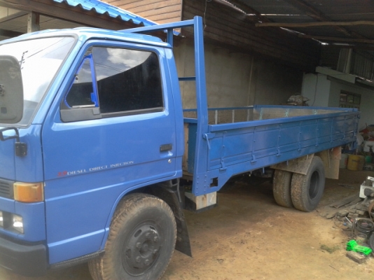 isuzu115 ปี37 สั่งลุยแท้ รถสวยใม่มีที่ติครับภายในหัวเก๋งสวยมากครับ