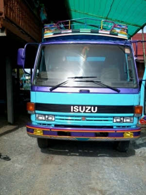 ขายIsuzu6ล้อร๊อกกี้ดั้มเกษตรกระบระปิเนียมเครื่อง185สภาพสวย