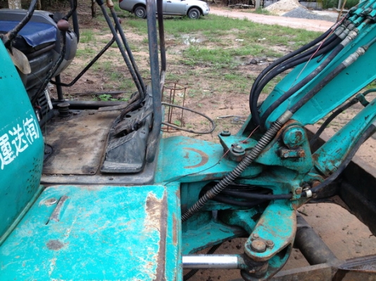 ขายรถขุด แมคโครเล็ก KOMATSU PC30-7 สภาพพร้อมใช้ราคาเบาๆ