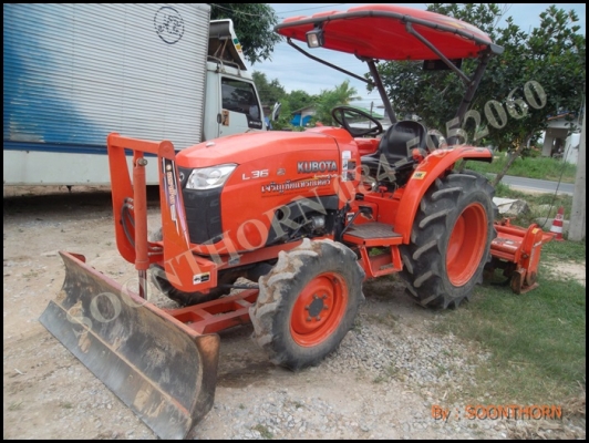 ขายด่วน แทรกเตอร์ KUBOTA L3608 4WD รถไร่สภาพดี อุปกรณ์ครบ ใช้งานน้อย ราคาสุดคุ้ม