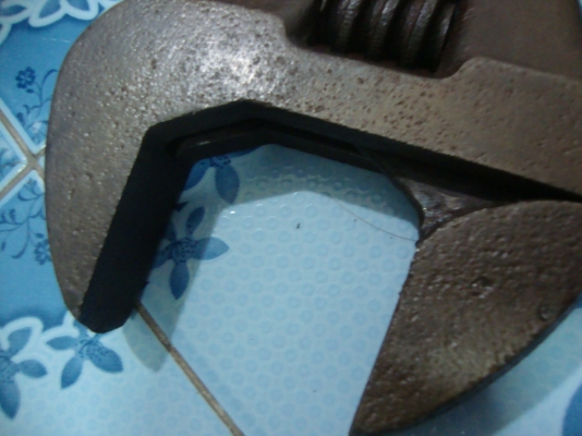 ประแจเลื่อน BAHCO  18" 0675