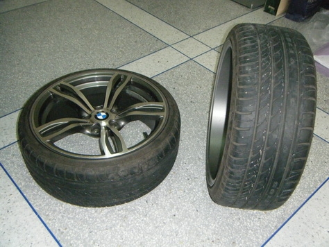 แม็กซ์ bmw ขอบ 19" หน้า 8.5 , หลัง 9.5 พร้อมยางปี 2013 แม็กซ์ bmw ขอบ 19" หน้า 8.5 , หลัง 9.5 พร้อมยางปี 2013