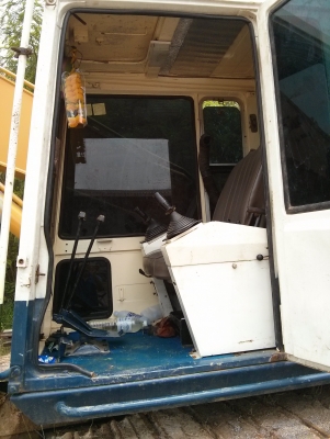 โคมัตสุ PC 200-3