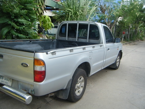 ขายรถ FORD ปี 2002 เครื่อง 2900 cc. ขายรถ FORD ปี 2002 เครื่อง 2900 cc.