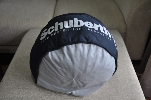 ขายหมวกกันนอก Suhuberth สภาพสวยมาก 12,000 เท่านั้น!!