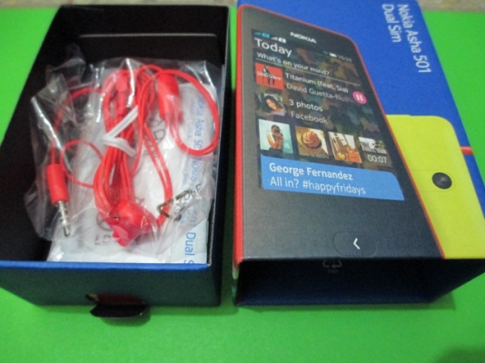 ขายโทรศัพท์โนเกีย แอดช่า 501