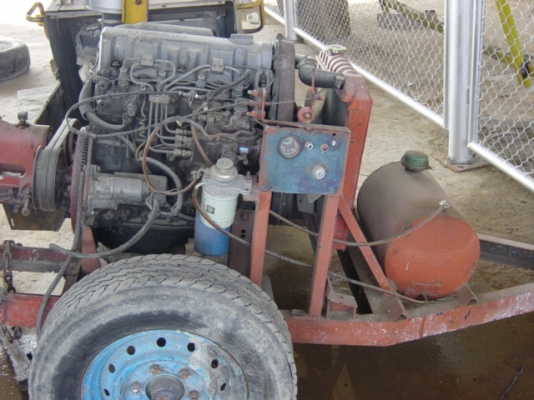 ขายเครื่องสูบน้ำ Nissan  sd20  4  สูบ