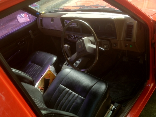 ขายisuzu faster z รุ่นkb2500 ปี1988 auto 4dr พร้อมคอกไม้สวยๆ