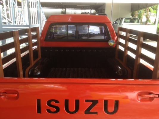 ขายisuzu faster z รุ่นkb2500 ปี1988 auto 4dr พร้อมคอกไม้สวยๆ