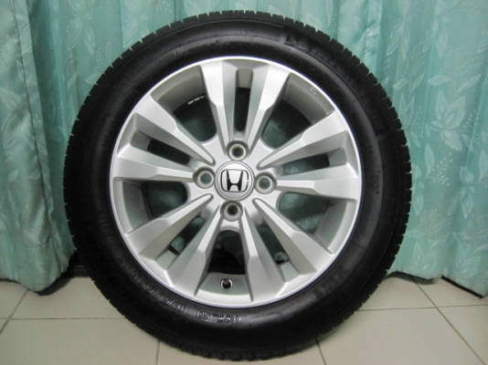 ขายล้อแม็ก Honda City พร้อมยาง MICHELIN ป้ายแดงปี 13 ขอบ 15