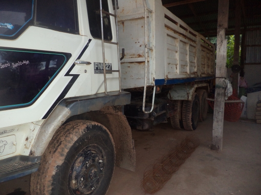 ขาย สิบล้อดั้มพ์ 2เพลา MITSUBISHI FN527-MA