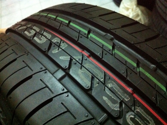 ขายล้อแม็ก Nissan Sylphy 16นิ้ว พร้อมยางป้ายแดง ปี13 ขายล้อแม็ก Nissan Sylphy 16นิ้ว พร้อมยางป้ายแดง ปี13