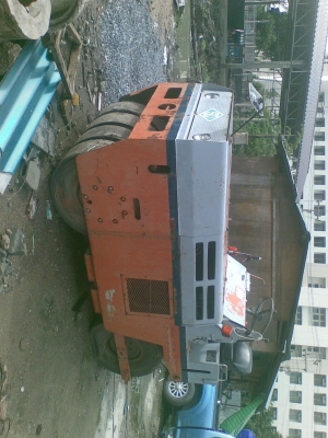 รถบดซาไก 3 ตันครึ่ง สภาพพร้อมใช้ ขาย 165,000 ติดต่อดูรถที่  086-1336693